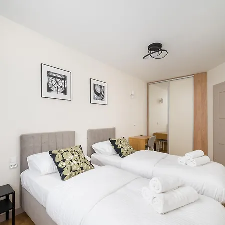 Wrzeciono Comfortline By Bookinghost *