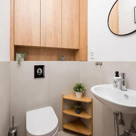 Wrzeciono Comfortline By Bookinghost