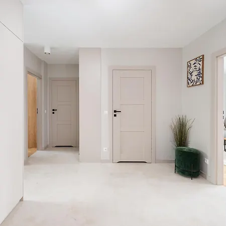 Wrzeciono Comfortline By Bookinghost Warschau