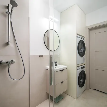 Wrzeciono Comfortline By Bookinghost Warschau